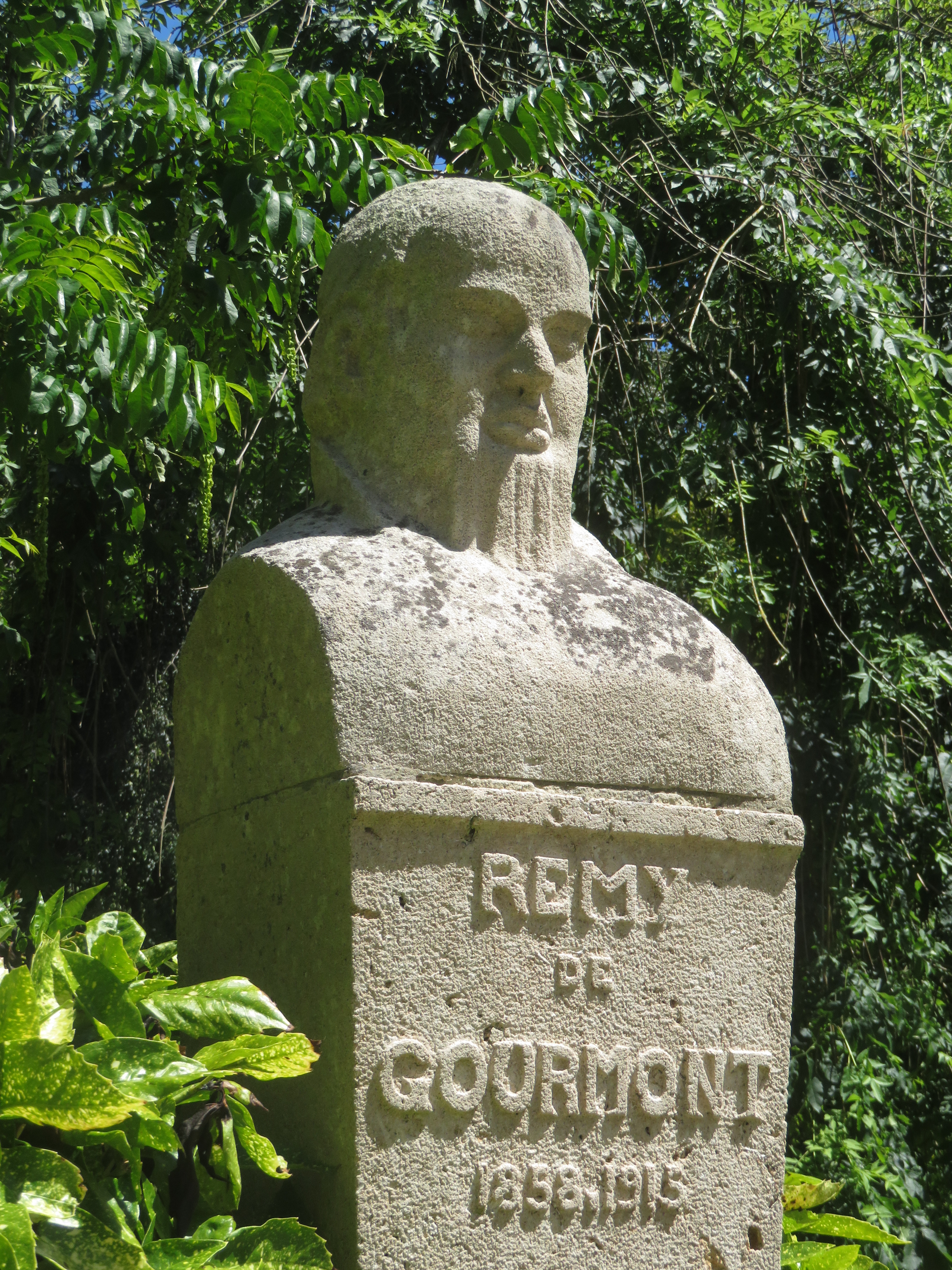 buste rémy de gourmont