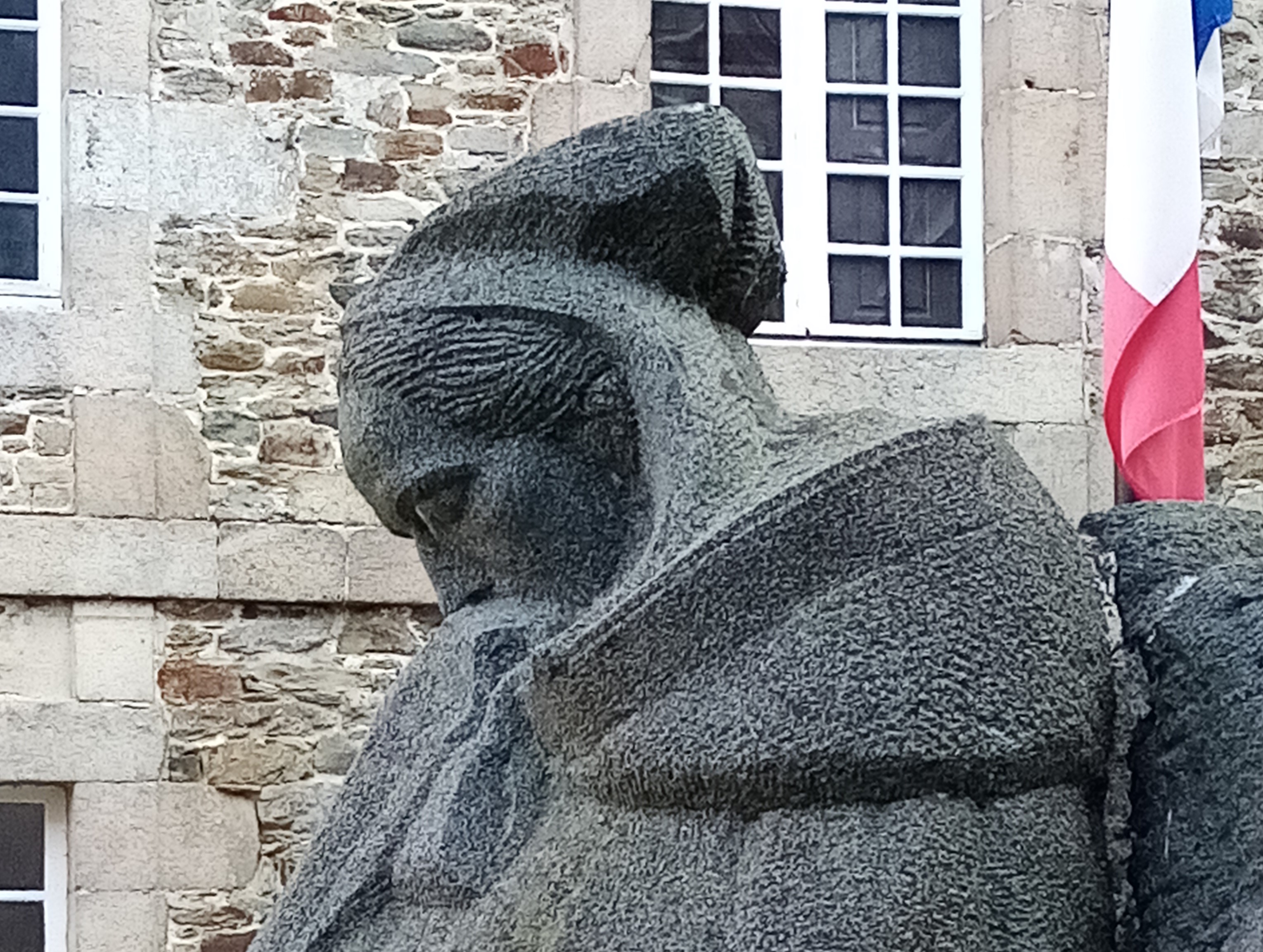 Tréguier : des mémoires de la Première Guerre mondiale à l&rsquo;ombre de Saint-Tugdual
