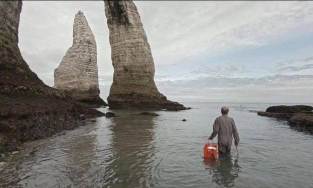 Le monde de Christophe sur le platier d&rsquo;Etretat, d&rsquo;après La saison des tourteaux de Martin Benoist