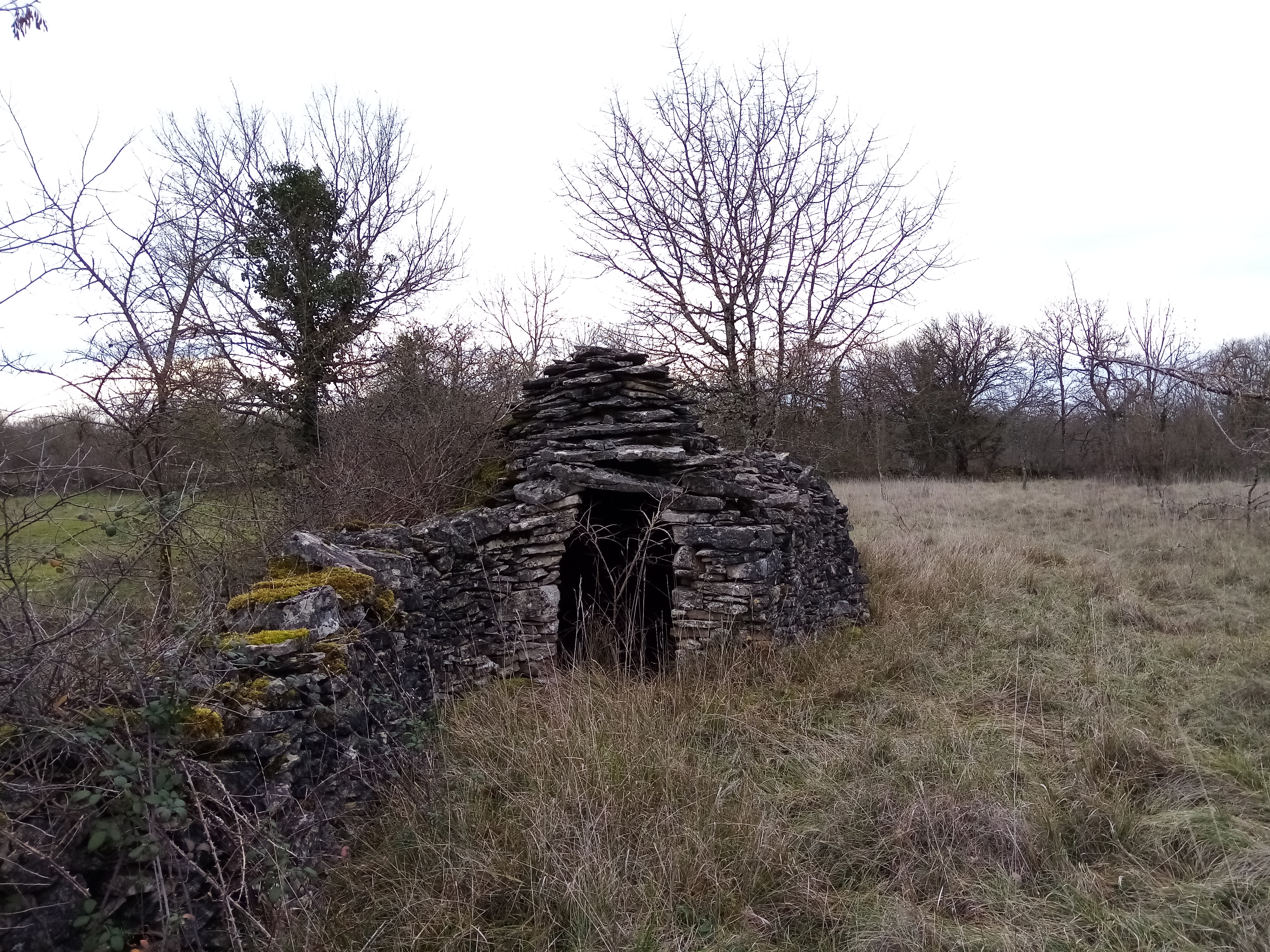 Gariottes et caselles sur le causse d&rsquo;Assier