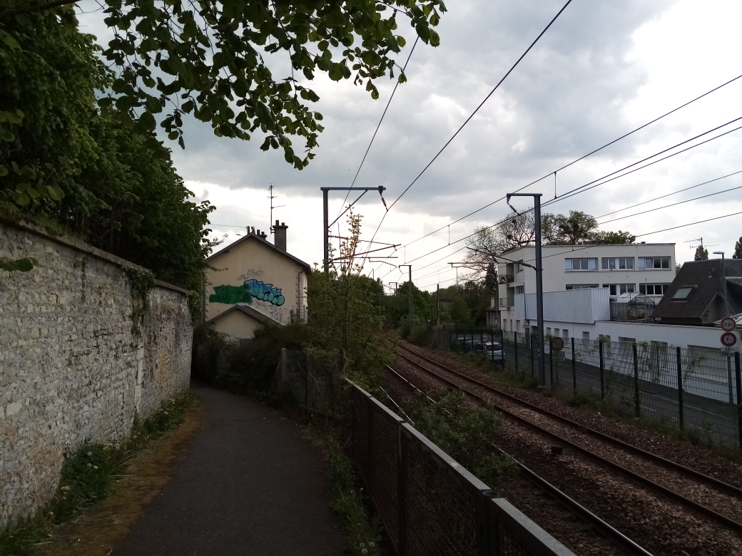 Promenade d&rsquo;interstices : les coteaux de Vaucelles (Caen)