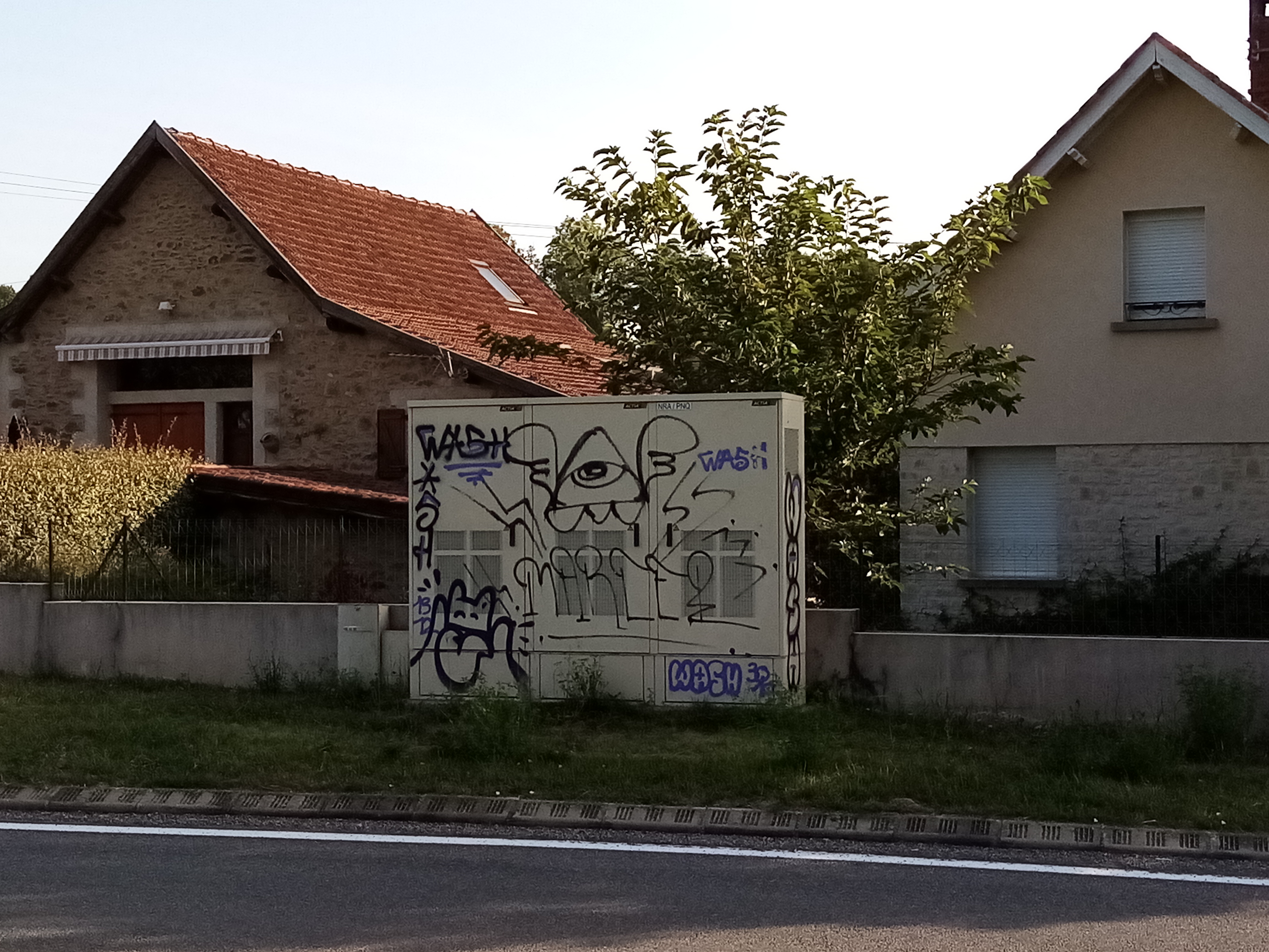 Traverser un carrefour : les hauts de Planioles